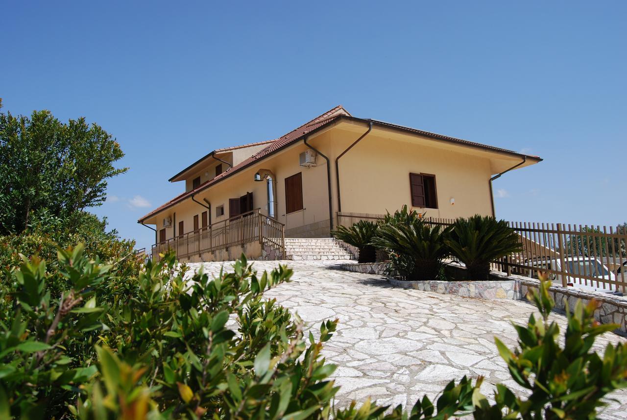 Bed and Breakfast In Sicilia Da Ciro Vita Экстерьер фото