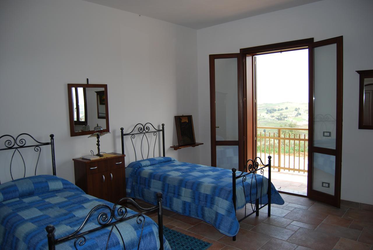 Bed and Breakfast In Sicilia Da Ciro Vita Экстерьер фото
