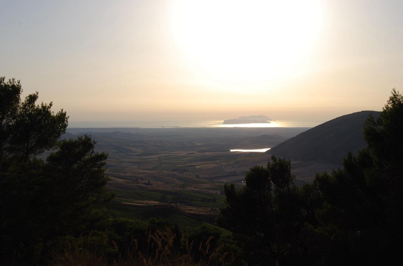 Bed and Breakfast In Sicilia Da Ciro Vita Экстерьер фото